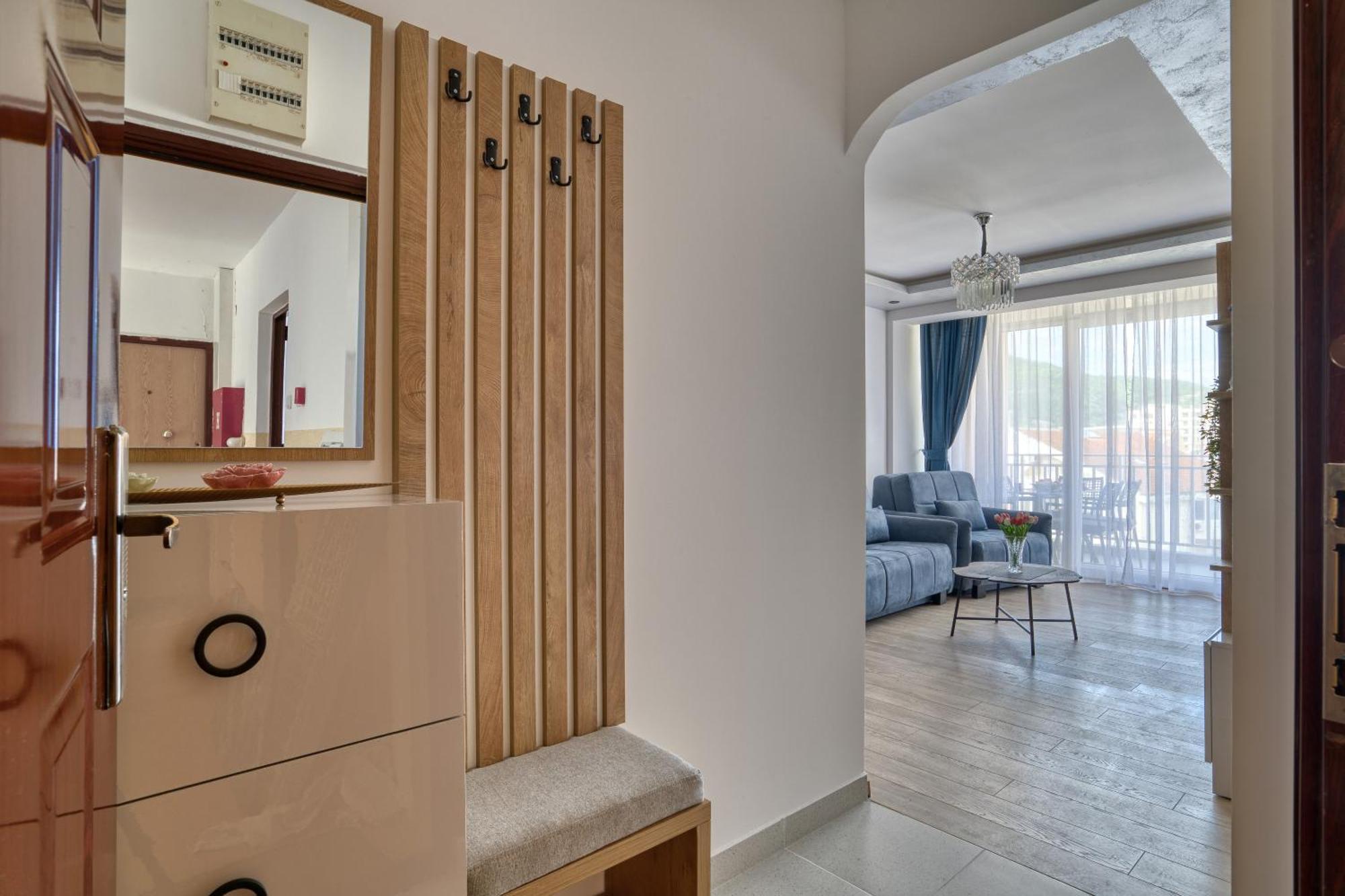 Comfort Apartment Near The Beach บุดวา ภายนอก รูปภาพ