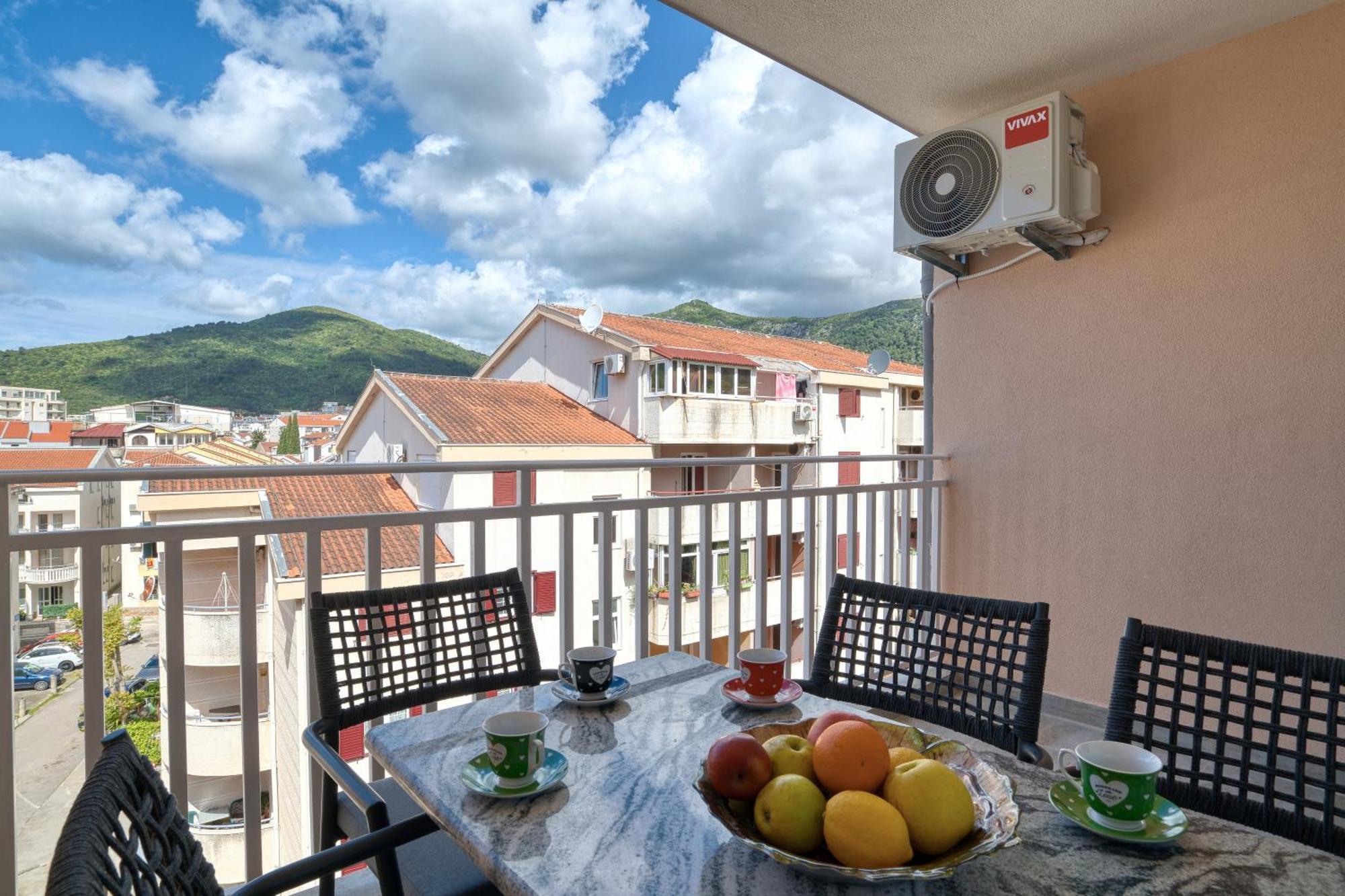 Comfort Apartment Near The Beach บุดวา ภายนอก รูปภาพ