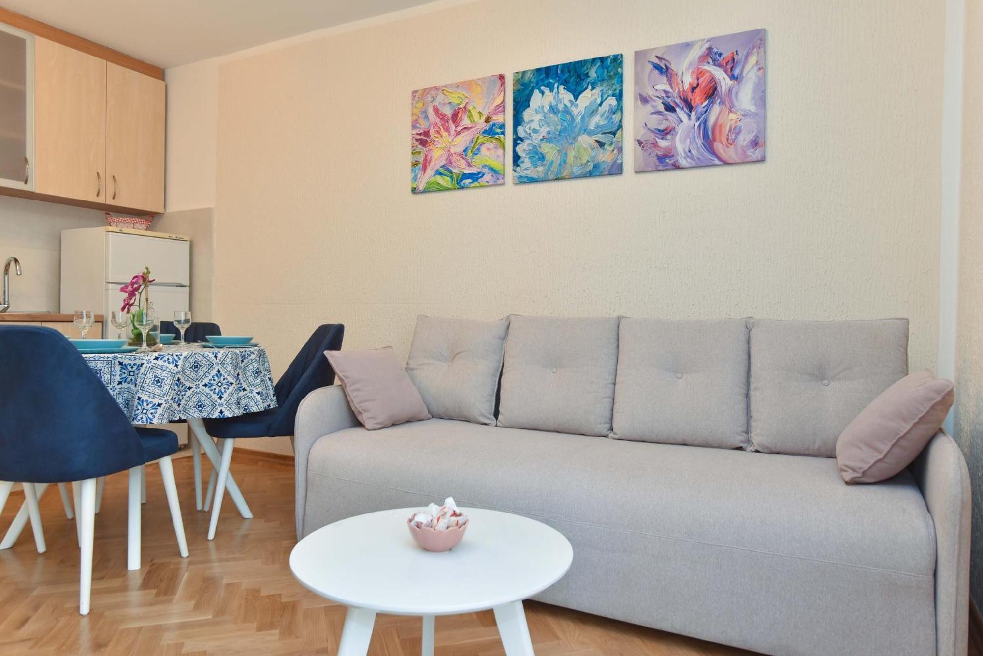 Comfort Apartment Near The Beach บุดวา ภายนอก รูปภาพ