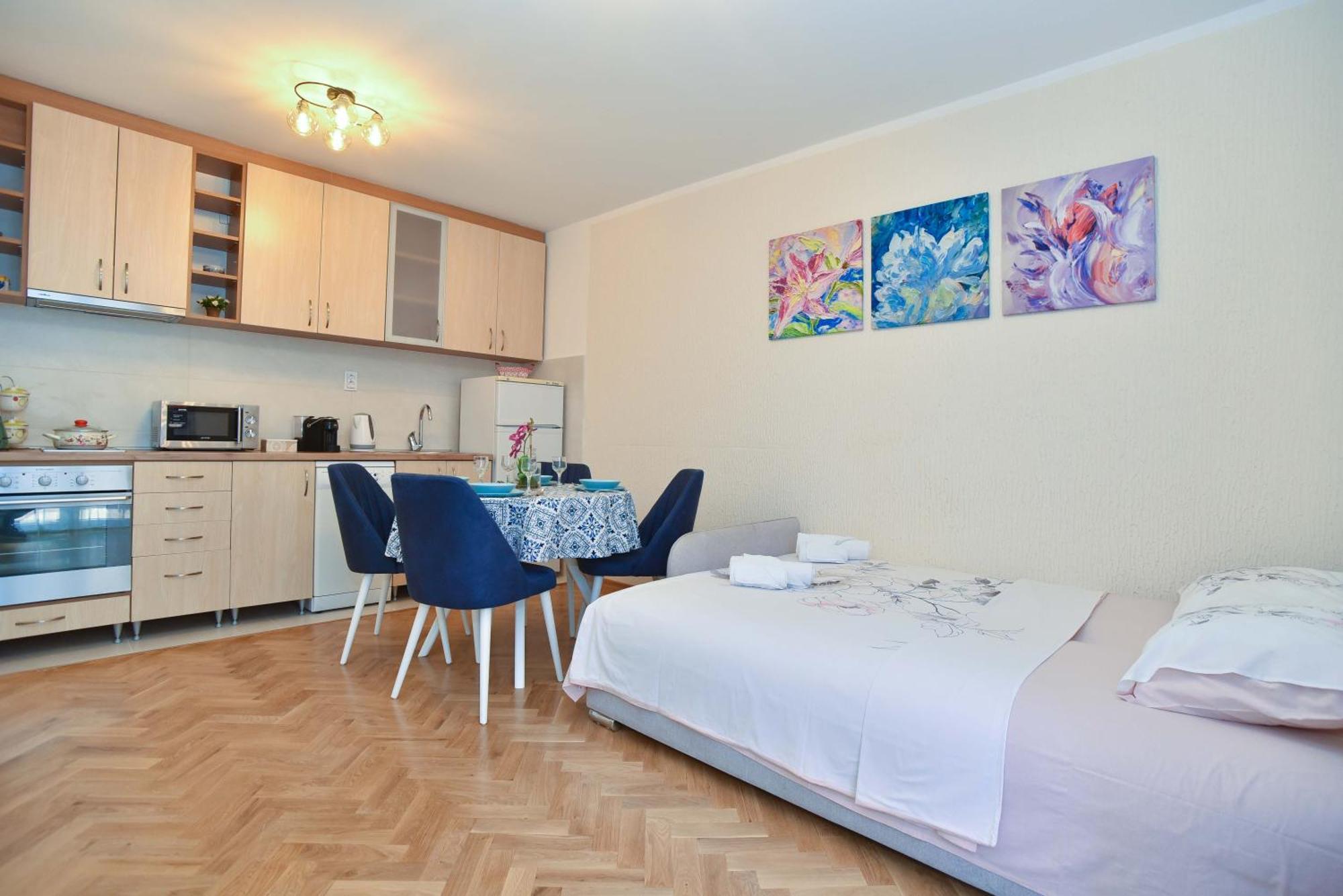 Comfort Apartment Near The Beach บุดวา ภายนอก รูปภาพ