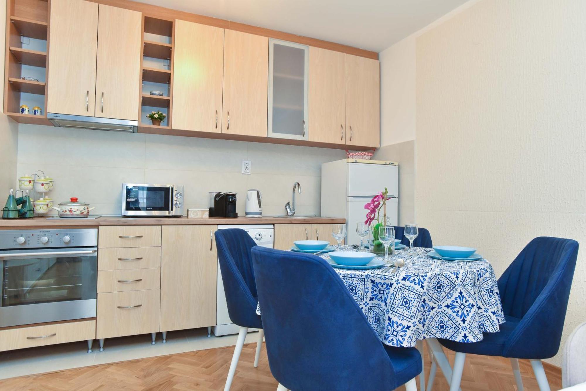 Comfort Apartment Near The Beach บุดวา ภายนอก รูปภาพ